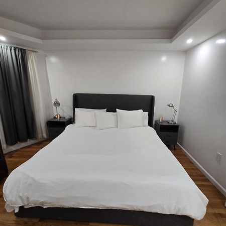 Beautiful Boston Bedroom - New Renovation מראה חיצוני תמונה