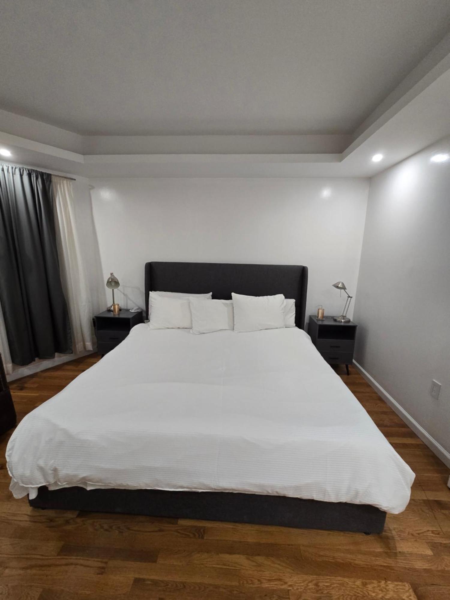 Beautiful Boston Bedroom - New Renovation מראה חיצוני תמונה